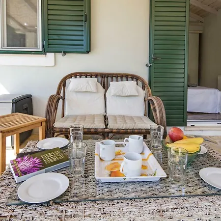 בית נופש Alexandros House
