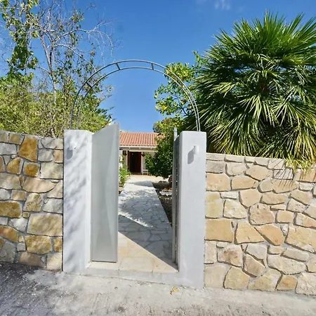 Alexandros House *