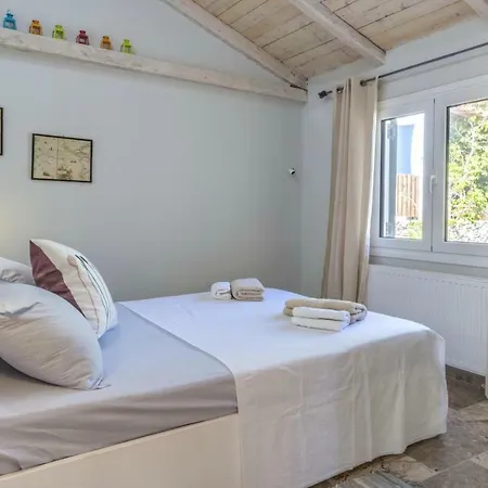 Alexandros House