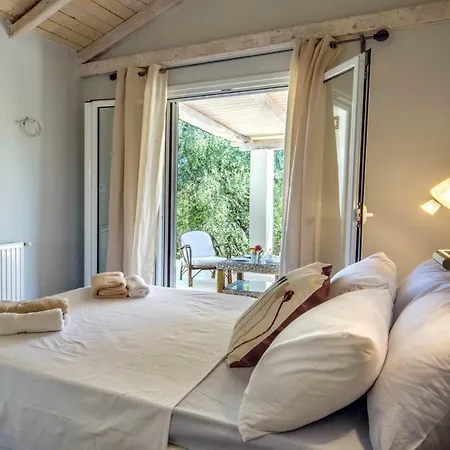 Holiday home Alexandros House *