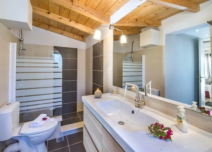 Alexandros House * Mpogdanatika